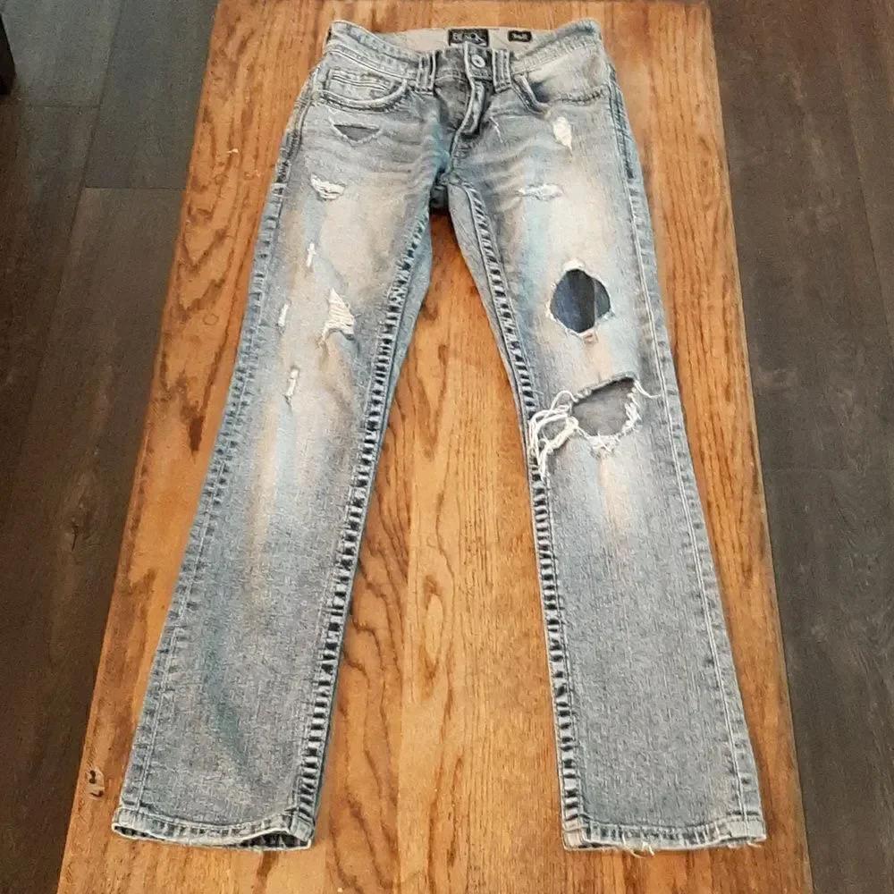 Buckle Black Fit 3 26R Straight Leg Distressed Jeans